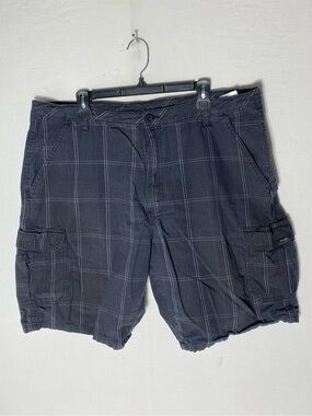 Wrangler Dark Grey Plaid Cargo Shorts 40 Dadcore Utility Casual